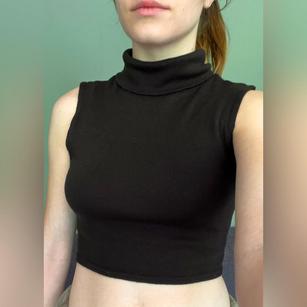 Black turtleneck crop top sleeveless S/M